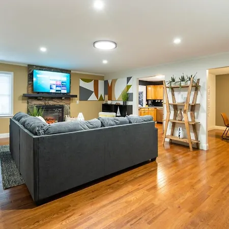 Villa Decked Out 3Br Near Atlanta National Golf Club